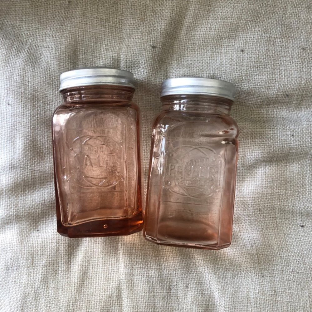 Antique S+P Shaker Set